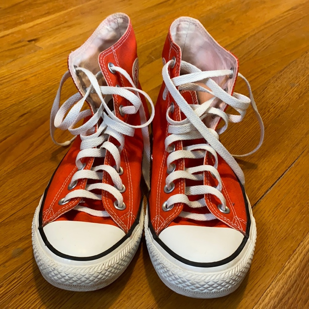 Chuck Taylor Hi-top Converse